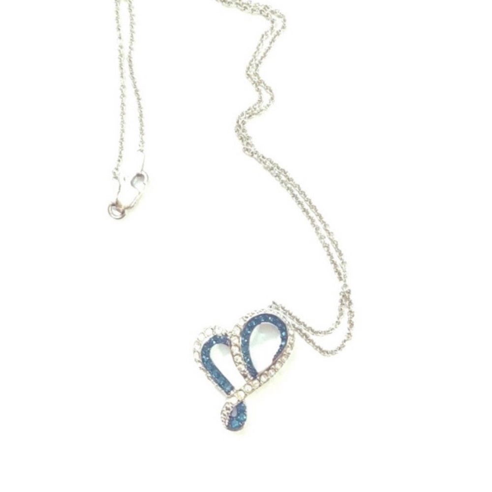 Heart Pendant and Chain NWOT Kohls Collection
